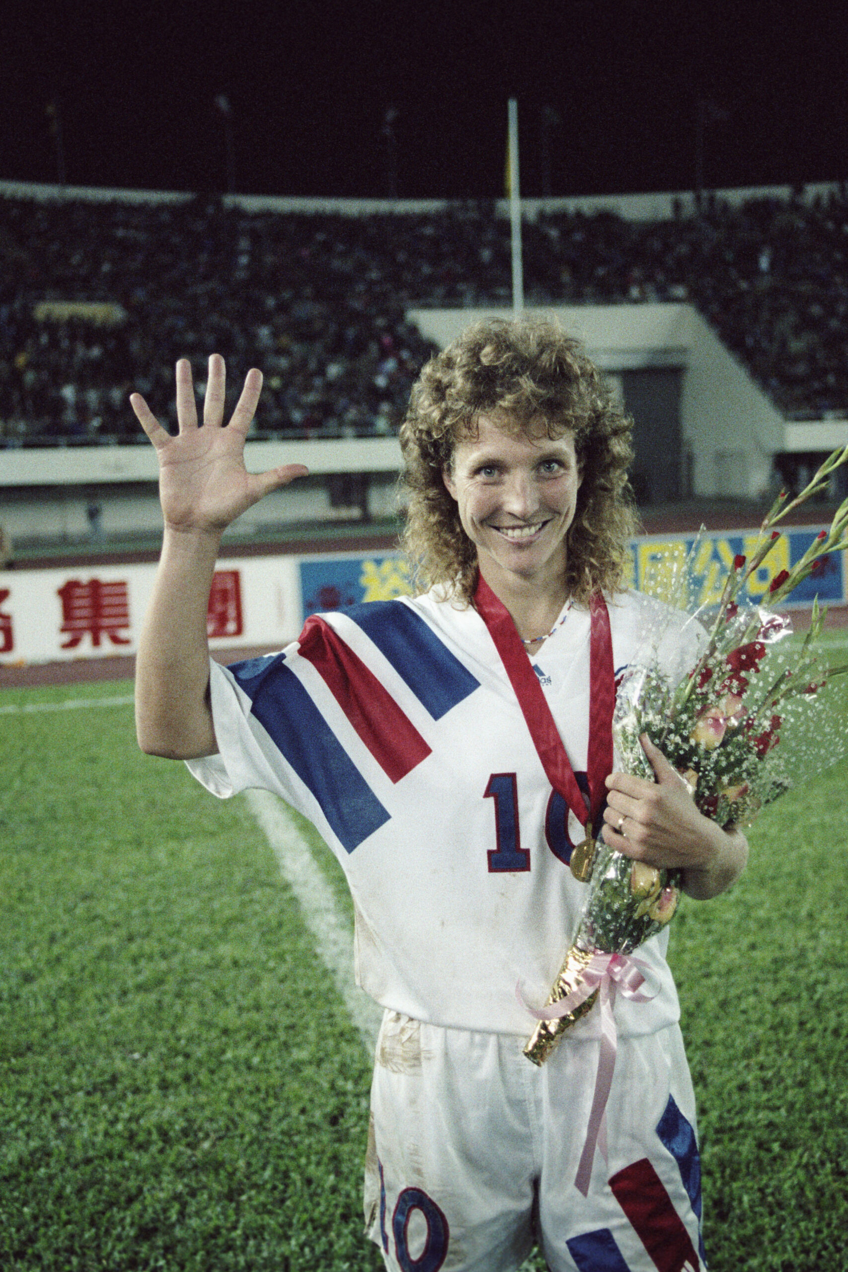 « Quand le football s’accorde au féminin ». Les enjeux de la féminisation du football
