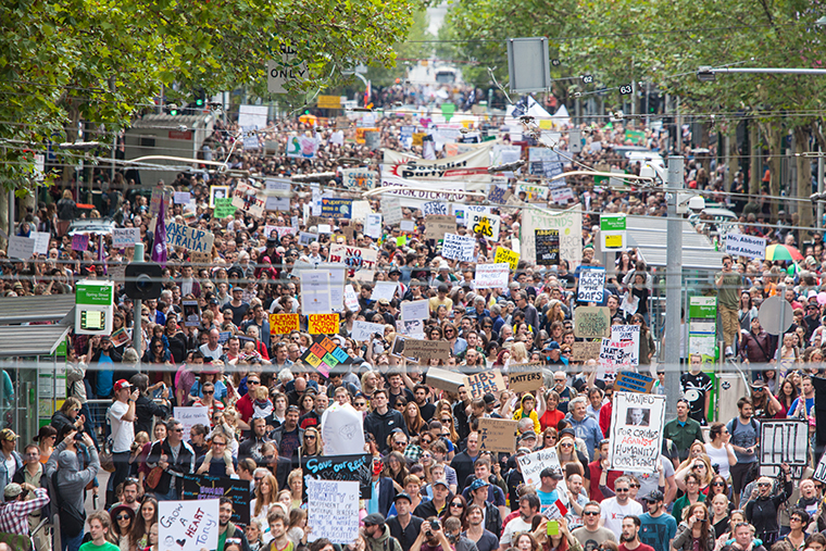 Adaptation et résilience de la société et du politique face aux risques systémiques